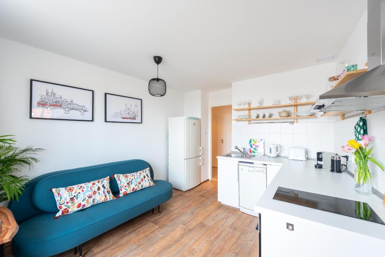 Bright Charming Apt With Terrace, Parking & Airco. Prague Exterior photo