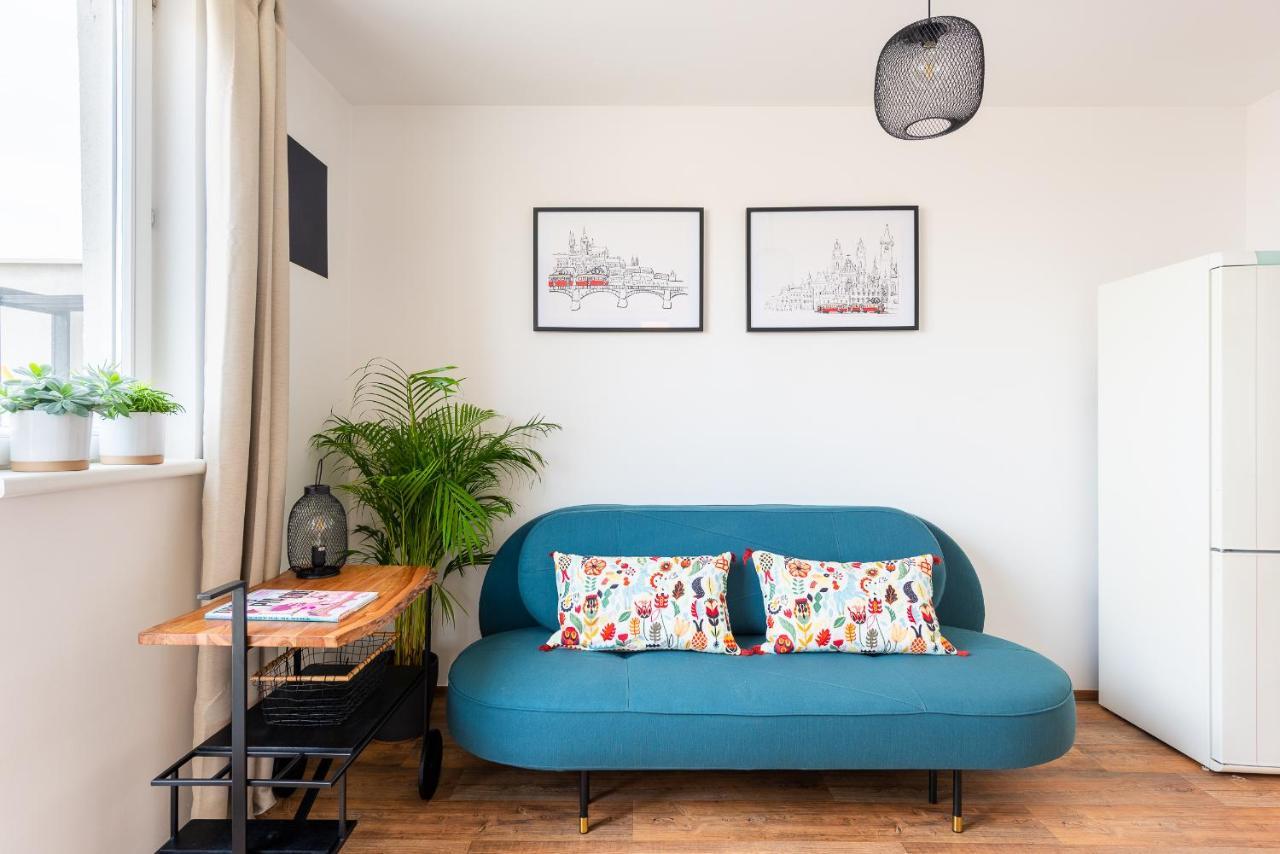 Bright Charming Apt With Terrace, Parking & Airco. Prague Exterior photo