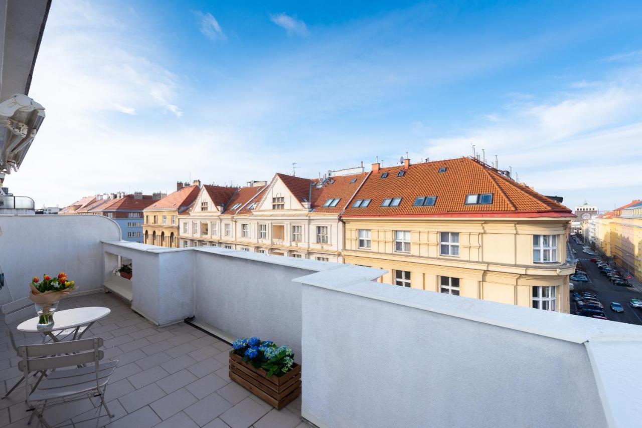 Bright Charming Apt With Terrace, Parking & Airco. Prague Exterior photo
